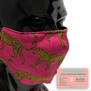 💕🚨Pink Leopard Face Mask🚨💕